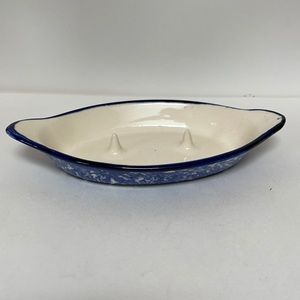 Art pottery blue sponge ware oval baking dish